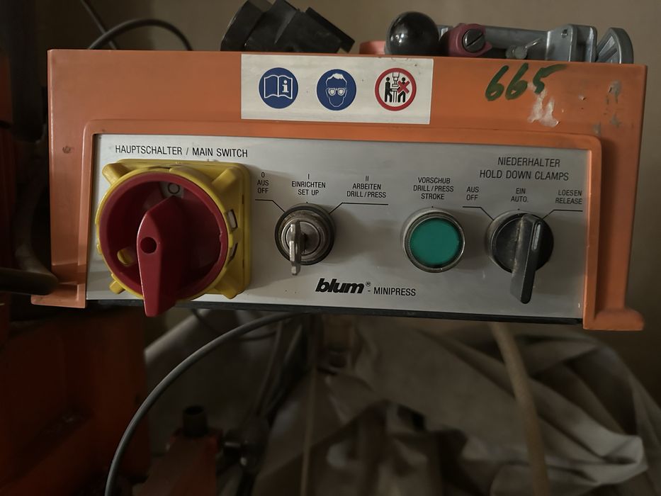 Blum Minipress MSP.