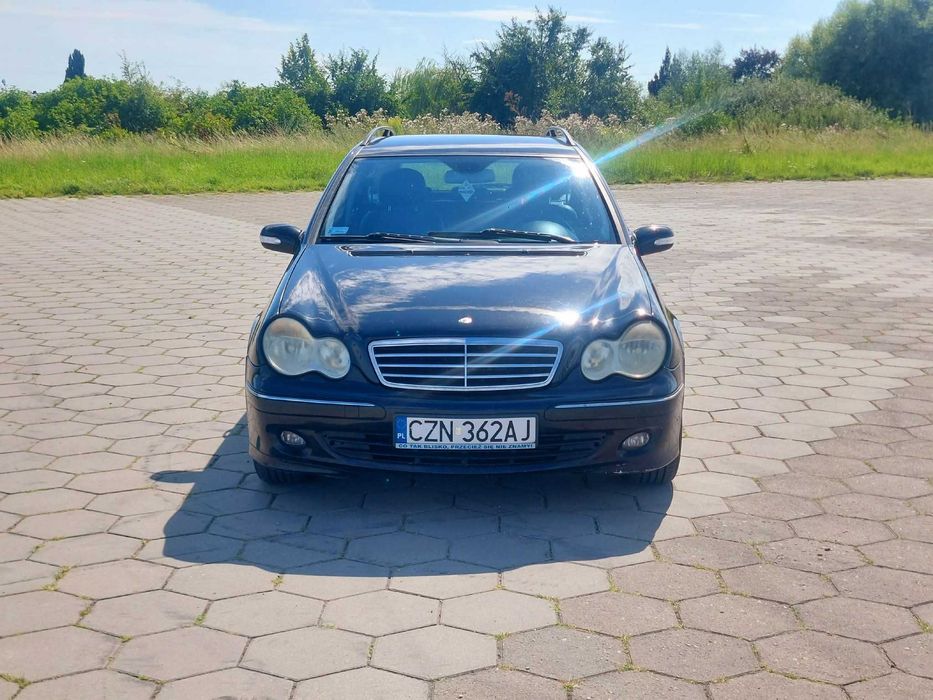 Mercedes-Benz Klasa C W203 C220 CDI