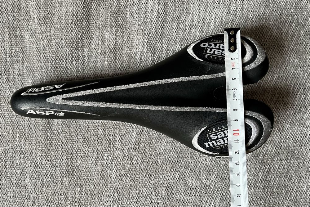 Skórzane siodełko szosowe SELLE SAN MARCO 4. Made in Italy.