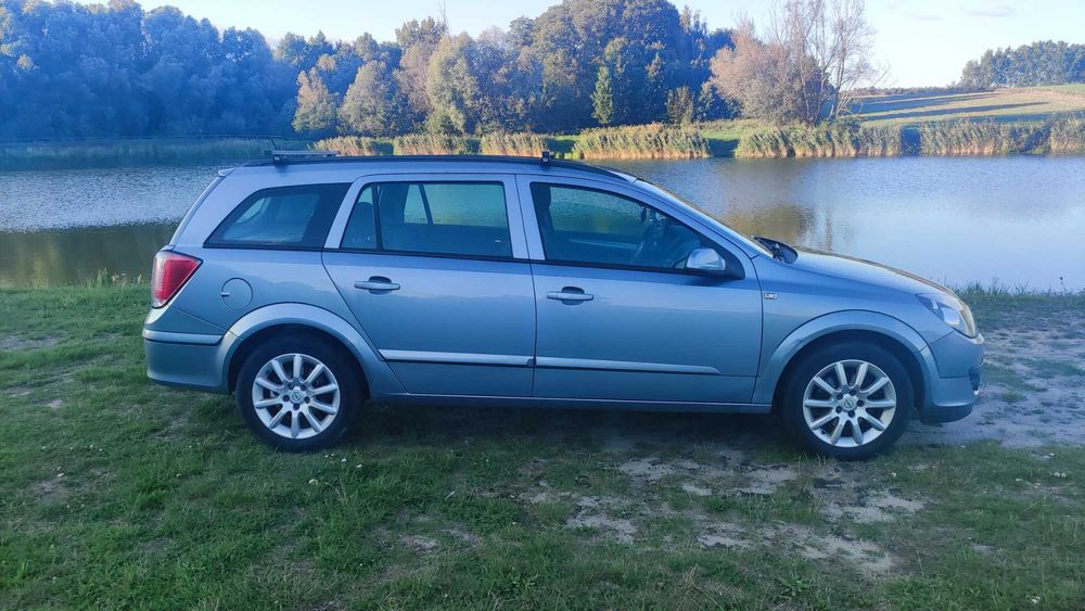Opel Astra H kombi 1.6 benzyna/ gaz sprzedam.