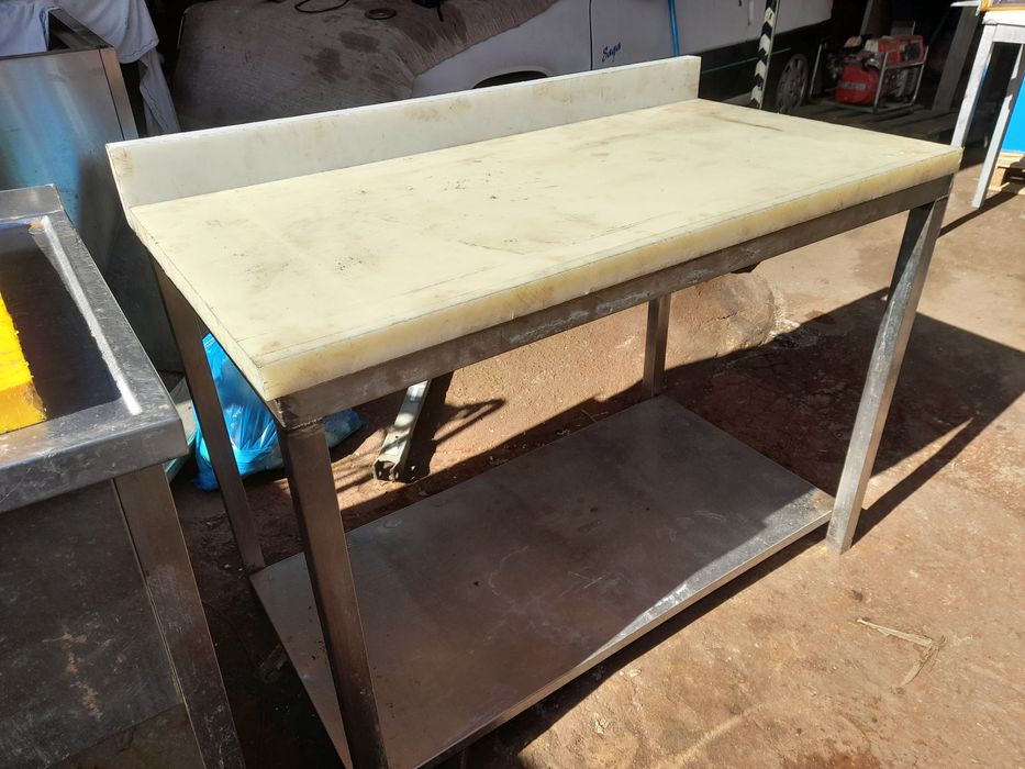 Bancada de corte em rilene