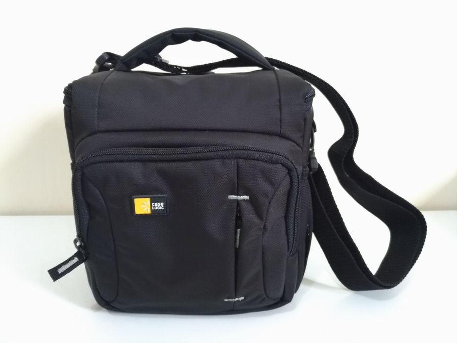 Nikon D3400 + AF-P 18-55mm Lens64297816289025124