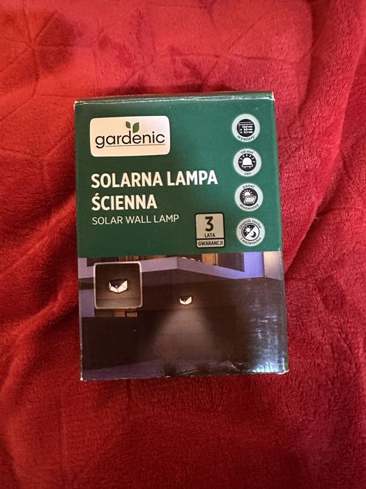 Solarna lampa ścienna LED 100 diod + czujnik ruchu IP44 nowa