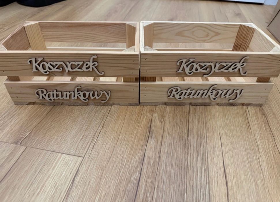 Drewnniane koszyczki ratunkowe ślub