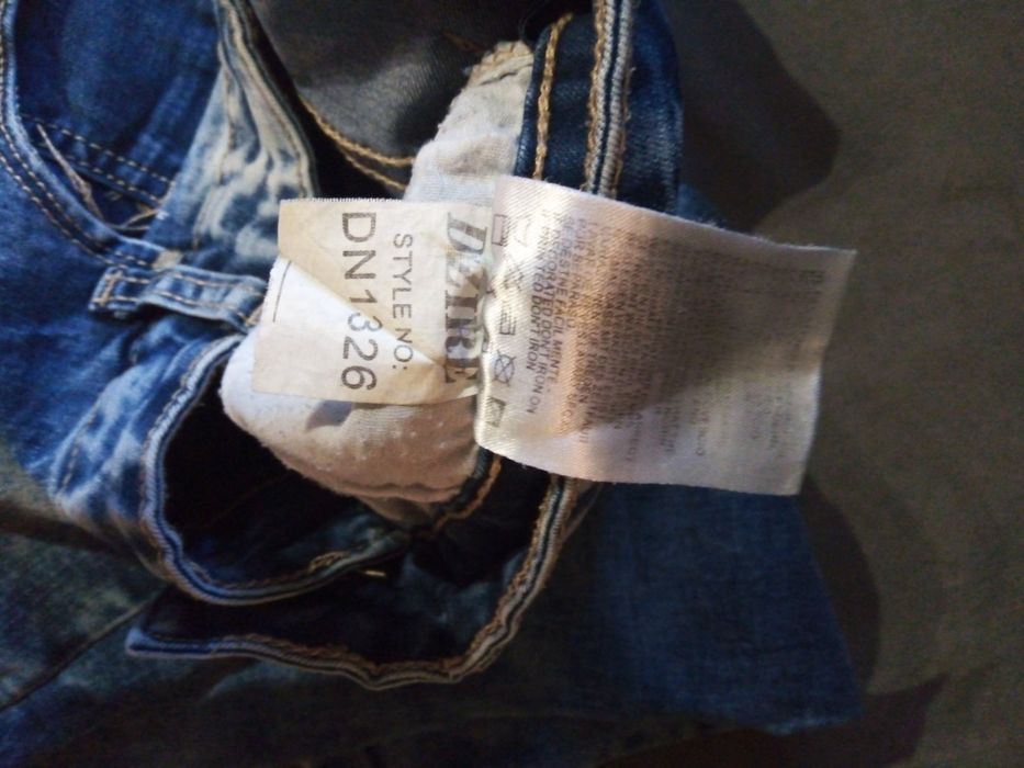 Damskie spodnie Rozmiar M