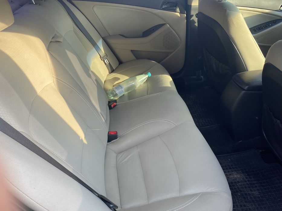 Продам автомобіль Kia Optima 2014