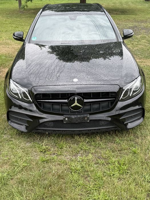 Mercedes Benz E W213 350d AMG LINE
