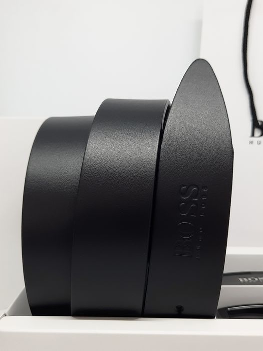 Чоловічий шкіряний ремінь босс набір | Мужской ремень кожаний пояс