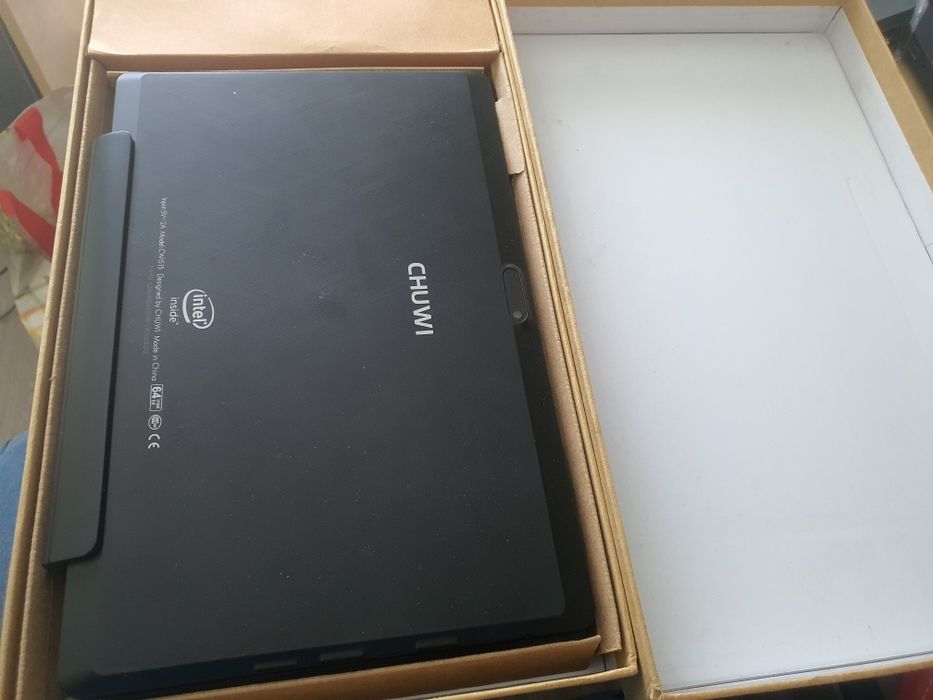 Tablet chuwi HI10 64g windows 10