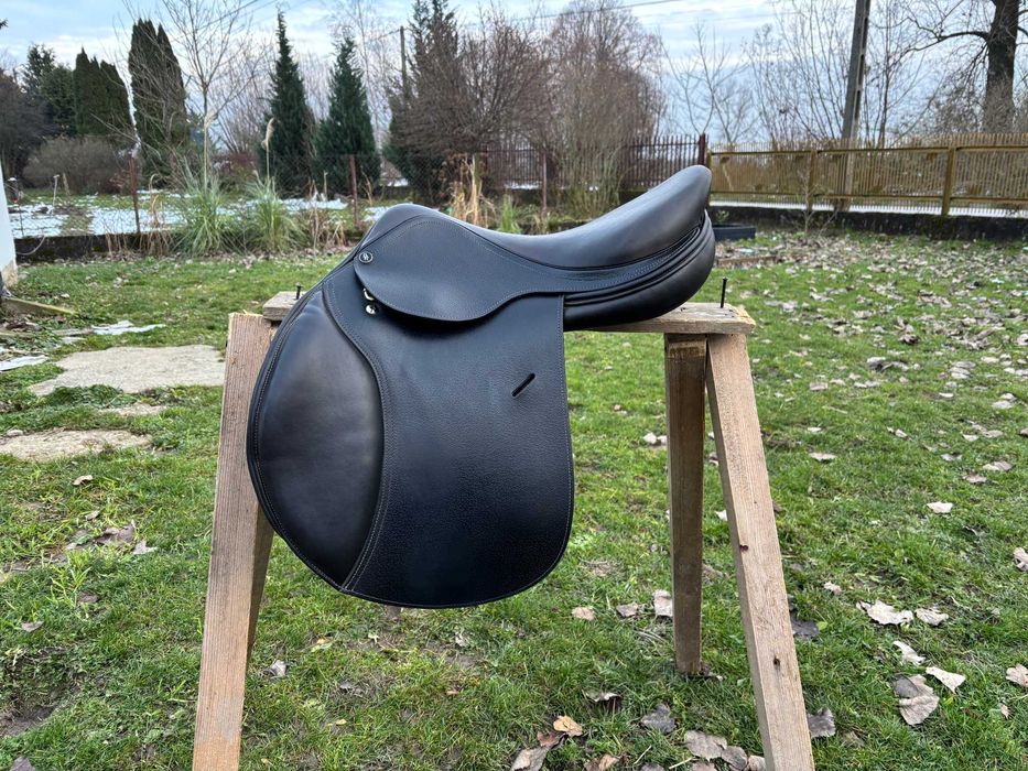 Czarne siodło skokowe 17.5