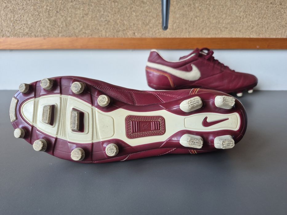 Chuteiras  Nike Tiempo Brasileiro edição Ronaldinho