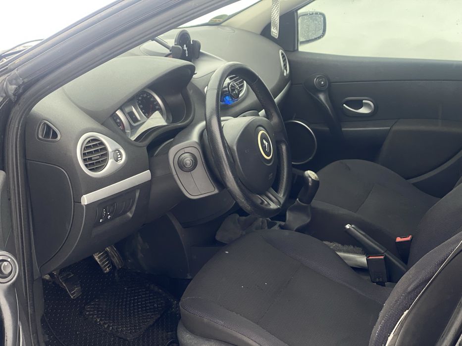 Продам кліо 1.2 бензин