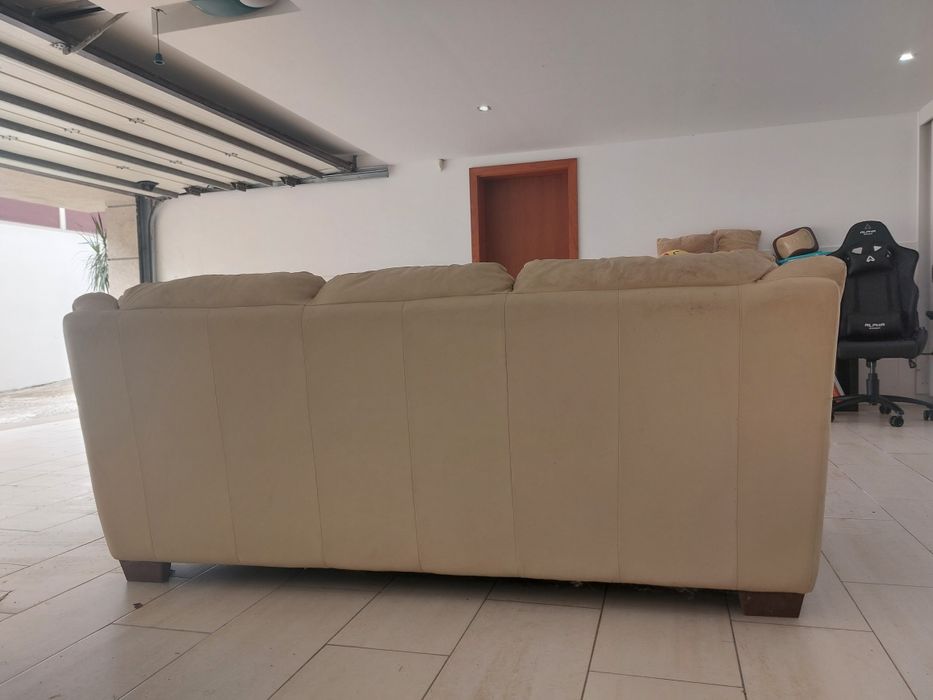 Sofá em pele Chateau D'ax de 3 lugares