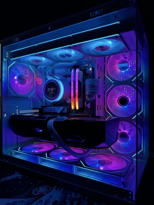 Novo!! PC GAMING RTX 5080 16GB - Ryzen 9 9950X3D