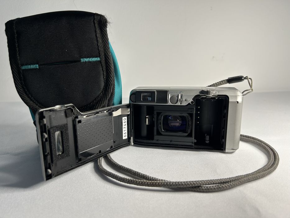 Фотоапарат Konica