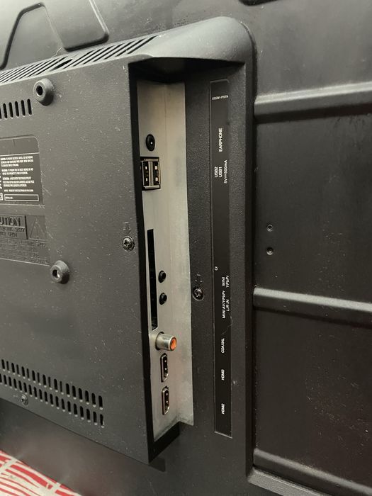 Televisao silver 32 polegadas