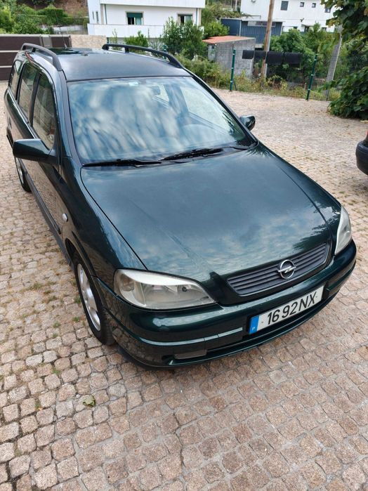 Opel Astra 2.0 DI modelo centenário