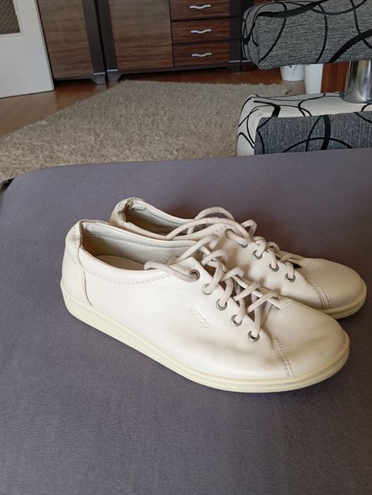 Buty damskie sneakersy ECCO, r. 39, kolor jasny beż