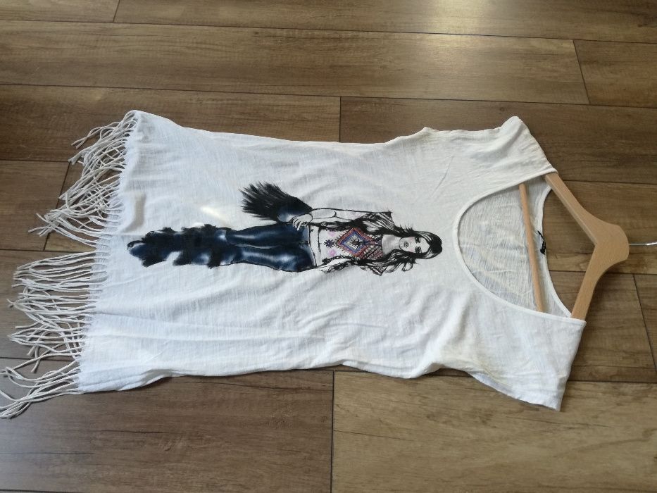 Dłuższa koszulka z frędzlami/boho Motivi
