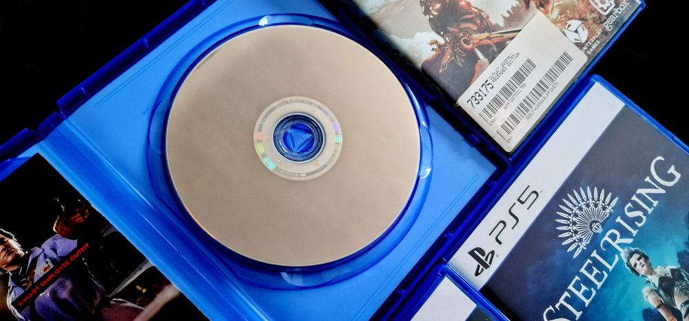 Gra Playstation Evil Dead The Game ANG PS5 Survival Horror wieloosobow