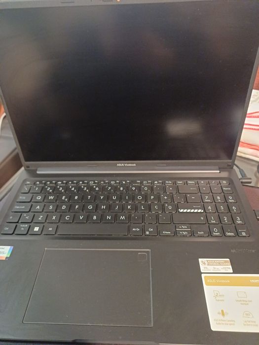 Portátil ASUS VivoBook 16 F1605VA i7-13700H | 32GB RAM | SSD 512GB