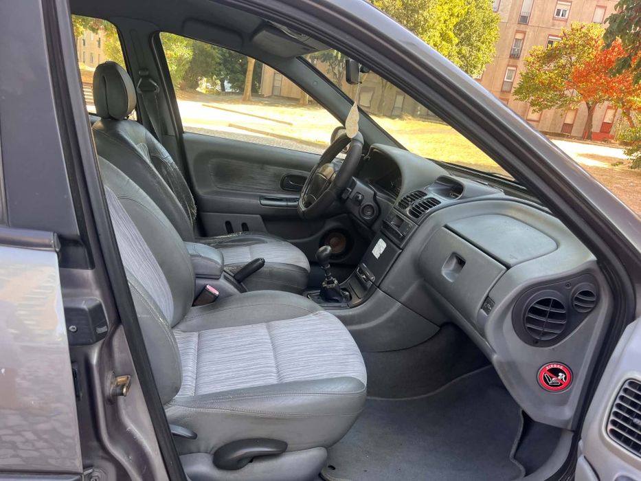 Renault laguna 1.9 DCI Full extras AC