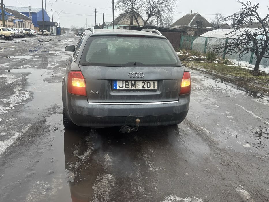 Audi A4B6 Універсал