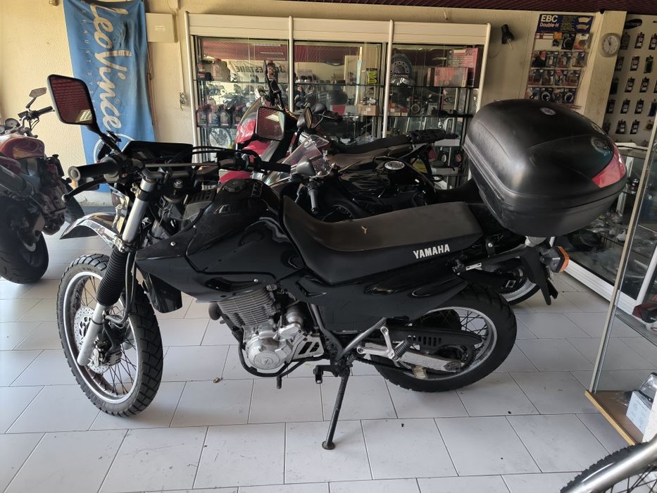 Yamaha XT 600 e impecável