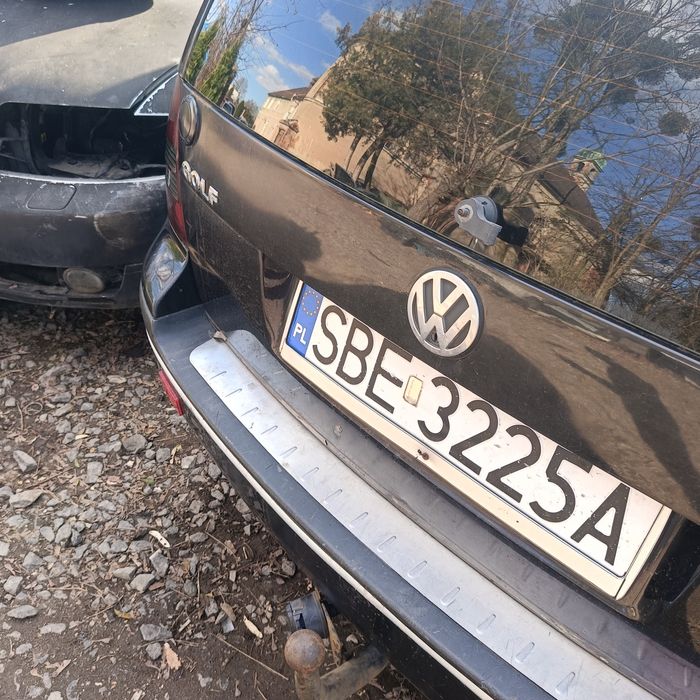 Klapa bagażnika tyl golf IV  kombi