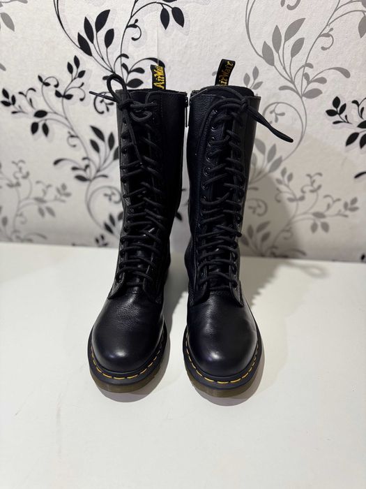 Чоботи Dr. Martens 1B99 Virginia, 39р