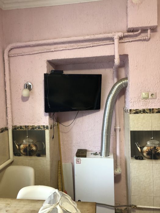 Продається система опалення разом і котел Данко,працює без електрики.