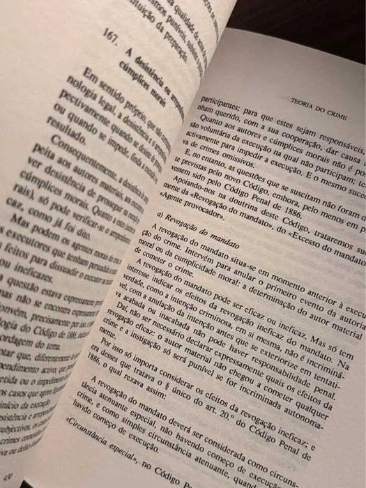 Lições de Direito Penal - Manuel Cavaleiro de Ferreira