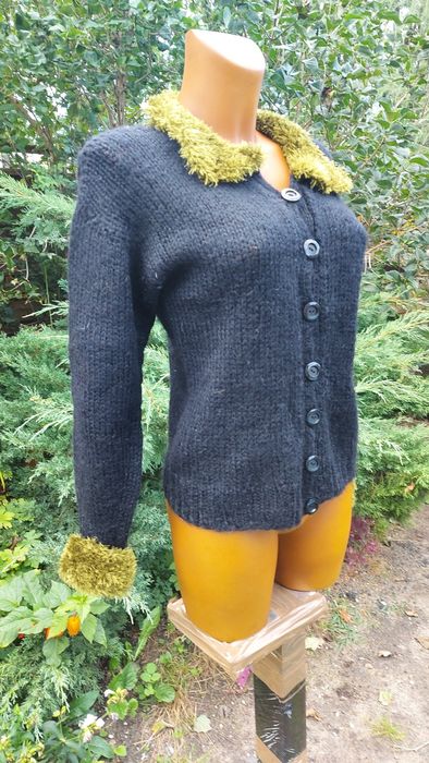 Sweter damski czarny z zielonym gruby rozmiar L/ XL