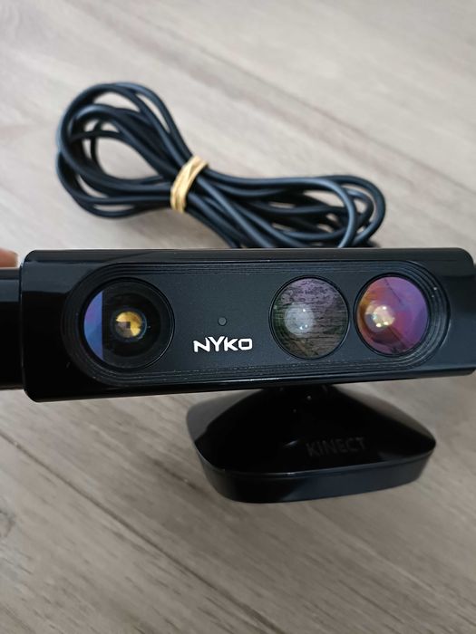 Zestaw Kinect Xbox 360 + nakładka zoom NYKO / sensor ruchu Xbox360