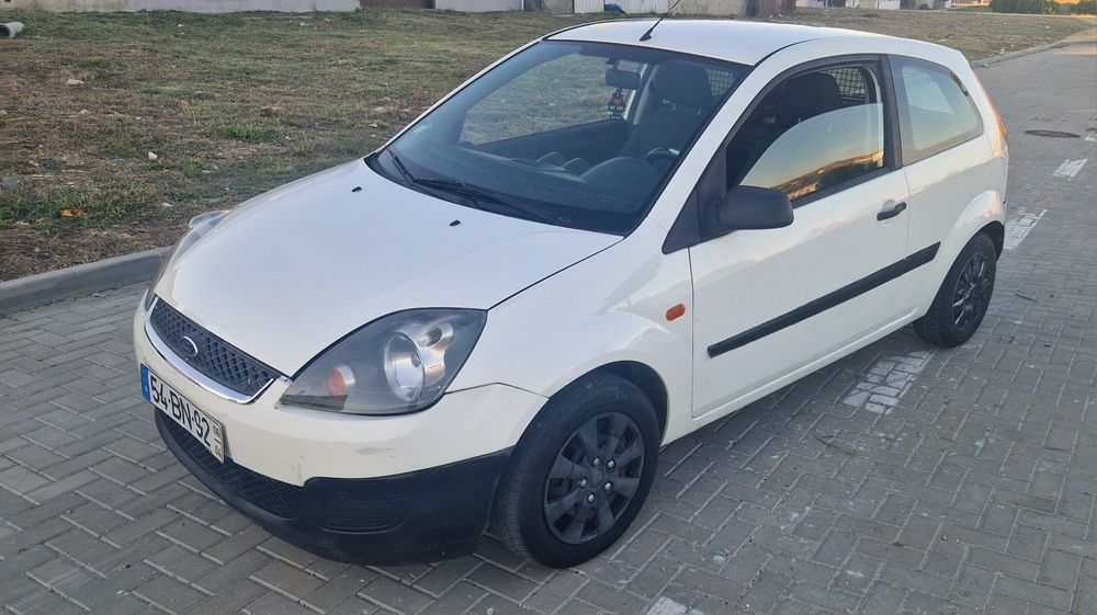 Ford fiesta 1.4 tdci ano 2006 impecável