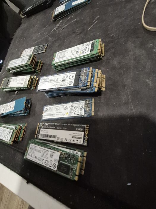 Dysk SSD M2  256GB (2280) Mix firm.