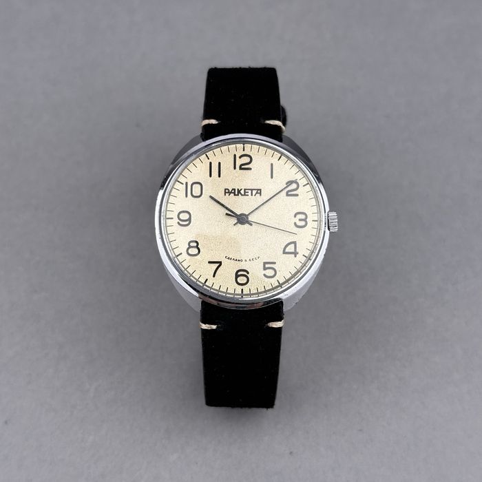 Zegarek vintage Raketa – Sand | jasna tarcza | czytelny | USSR
