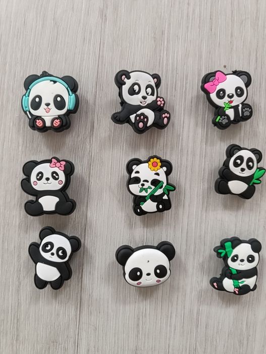 Przypinki ozdoby do butów Panda 9 szt