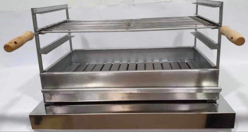 Churrasqueira em inox 70 cm