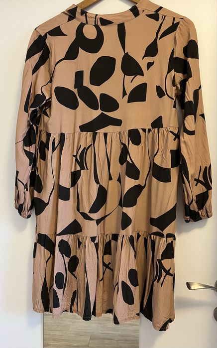 Brązowa krótka sukienka Unisono