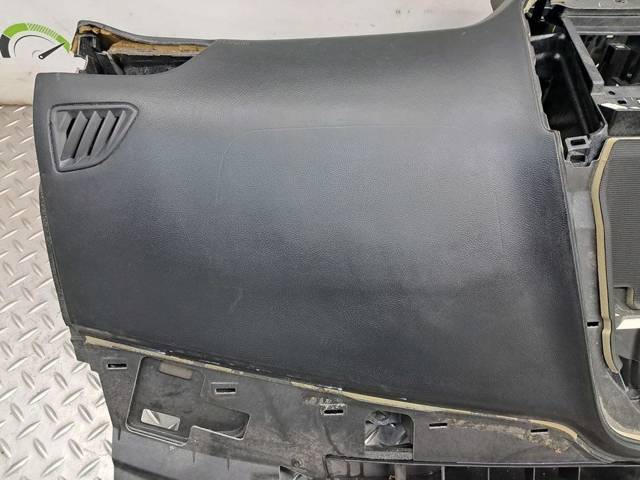 Торпедо с подушкой безопасноти FORD EDGE MK2 15-24 GT4Z5804320EB