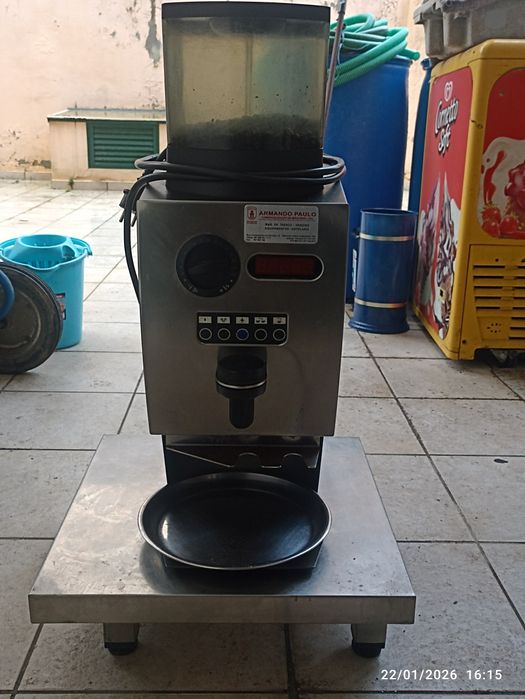 Moinho de café em bom estado preço negociável