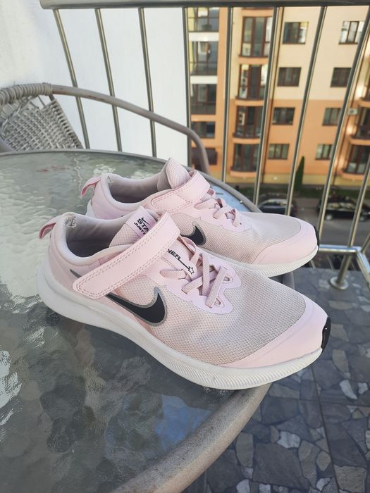 Кросівки оригінал Nike 35 р.