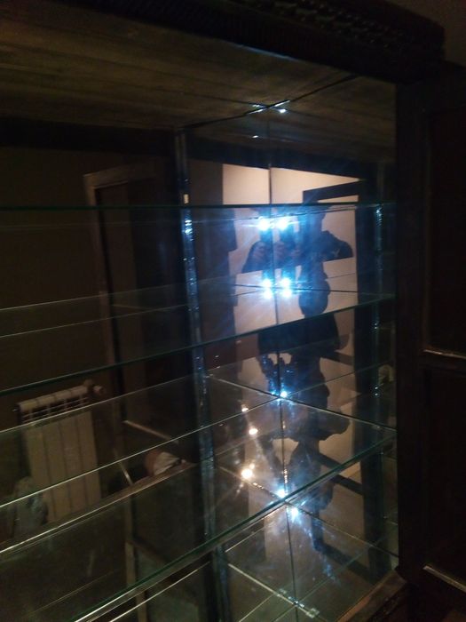 Louçeiro/cristaleira antiquissimo