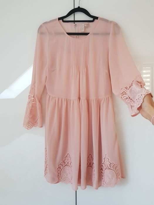 H&M sukienka mini pudrowy róż M śliczna szyfonowa z haftowaniem lekka zwiewna krótka