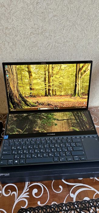 Продам ноутбук ASUS Zenbook Pro Duo (UX582ZM)
