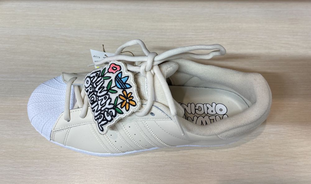 Женские кроссовки Adidas Superstar Always Original