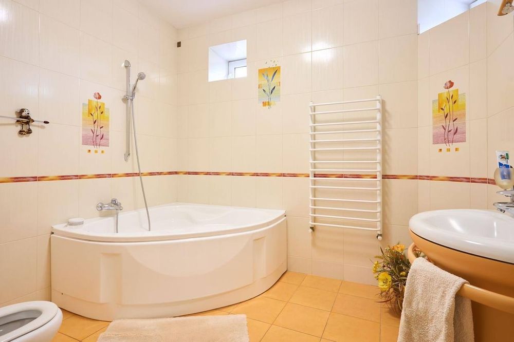 Продам дом Орловщина свой берег возле леса