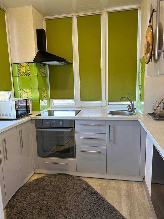 Продам 2-комантную квартиру Центр