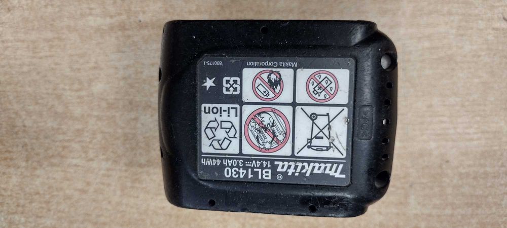 Akumulator 14.4V 3.0Ah MAKITA -Komis MADEJ Dębica
